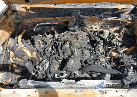 2010 Lexus 460 из США, поврежденный, VIN JTJBM7FX6A5010995